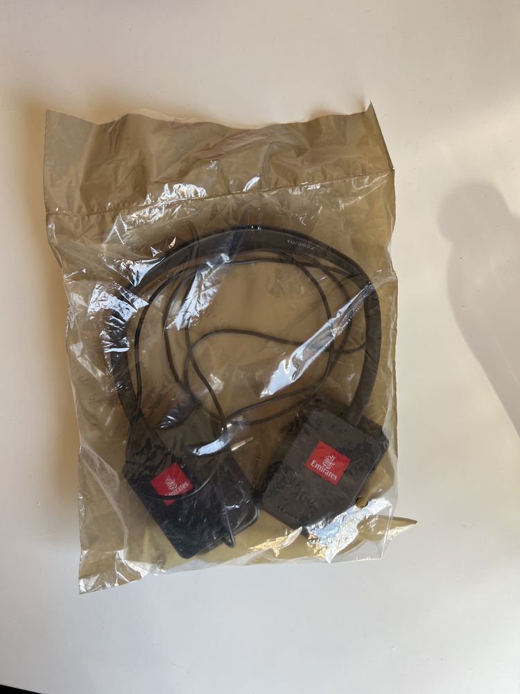 Auriculares da Emirates