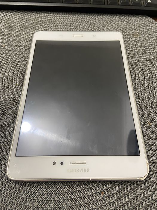 Samsung Tab A LTE SM-T355 16gb White смартфон з великим екраном