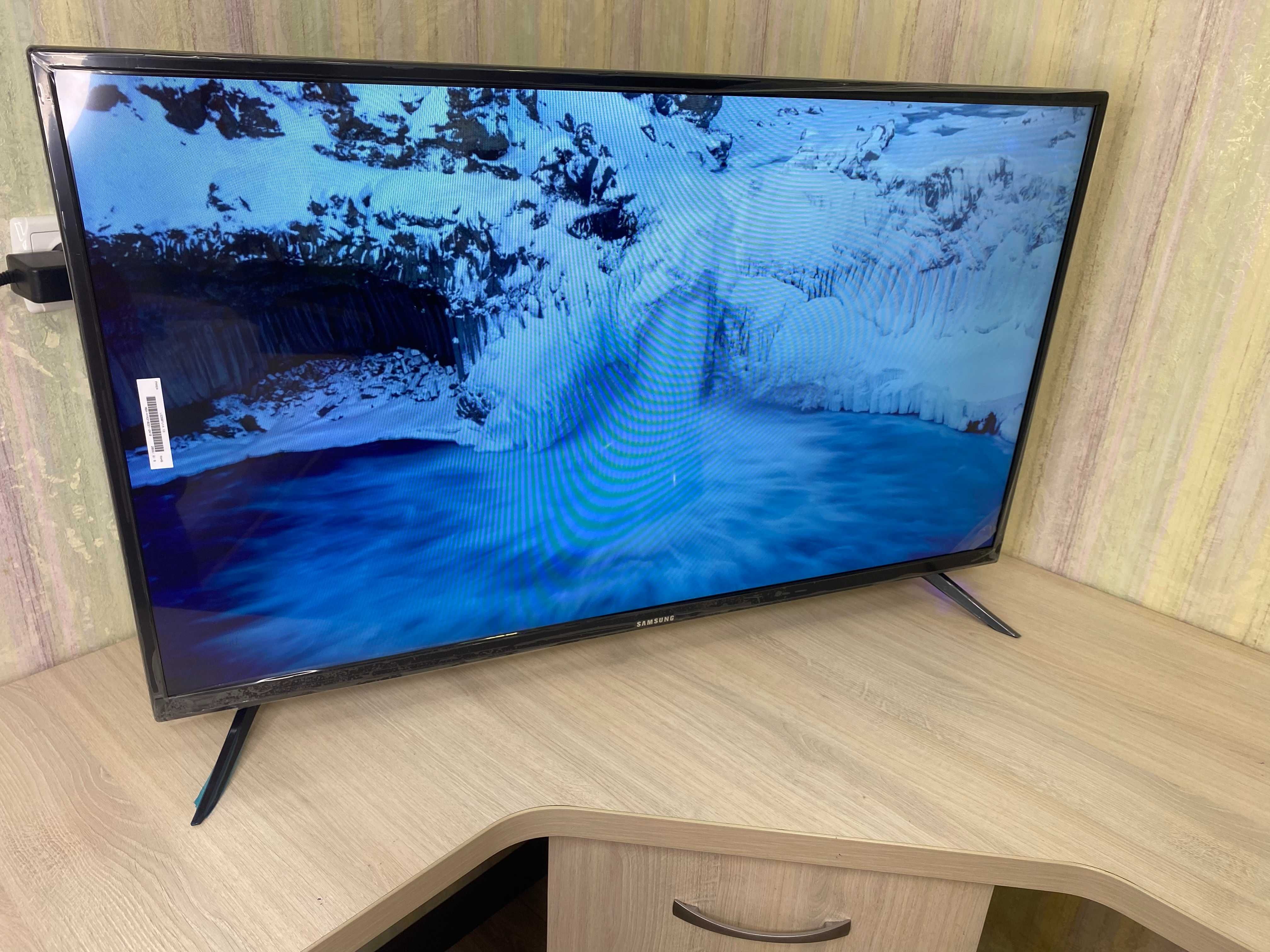 ТОП 2024 телевізор Samsung 34'' 4К SMART TV Wi-Fi Т2, IPTV, Корея