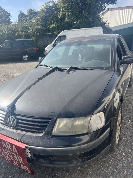 V W Passat 1.9 TDI 110 CV Ano 1999