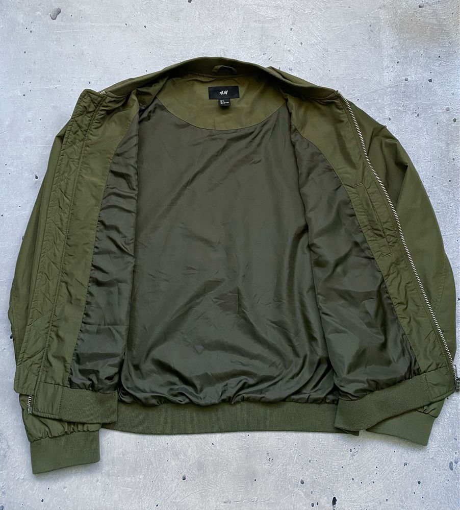 Куртка хаки , бомбер класический , ветровка , H&M