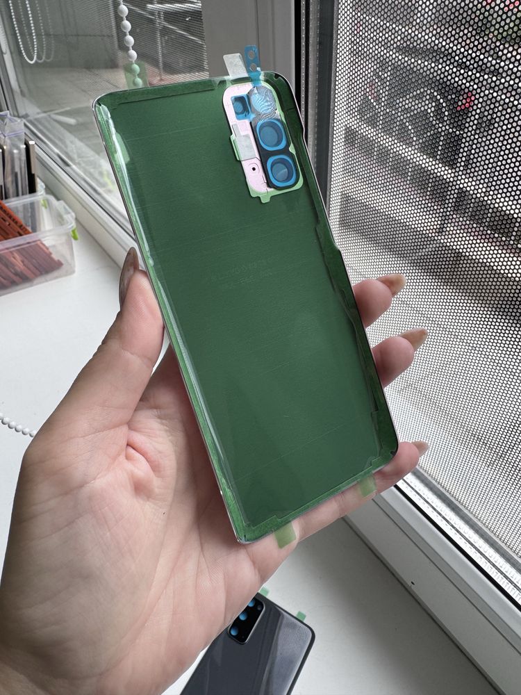 Samsung S20 (G980 | G981) кришка корпус оригінальної якості!