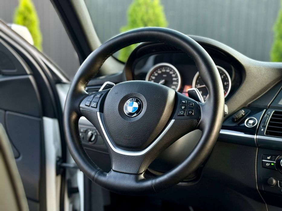 BMW Official не крашен