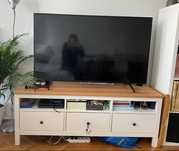 HEMNES Szafka pod TV, biała bejca/jasnobrązowy, 148x47x57 cm