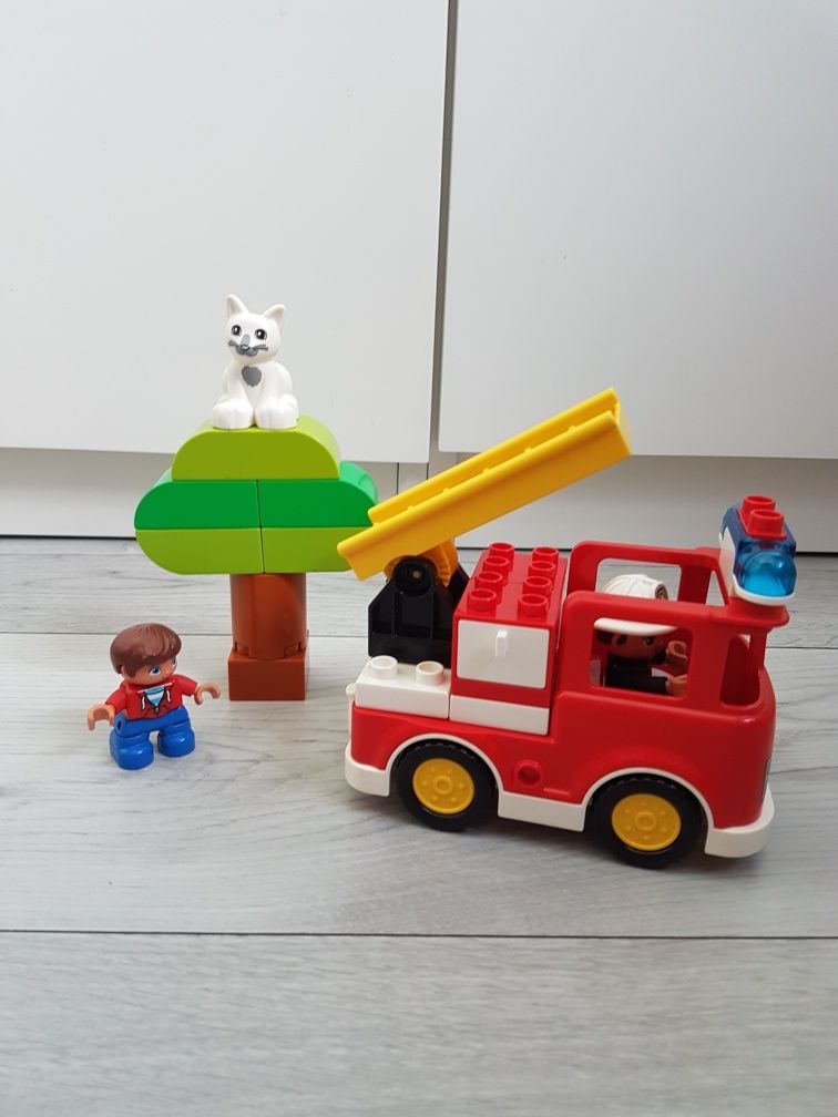 LEGO Duplo 10901 wóz strażacki
