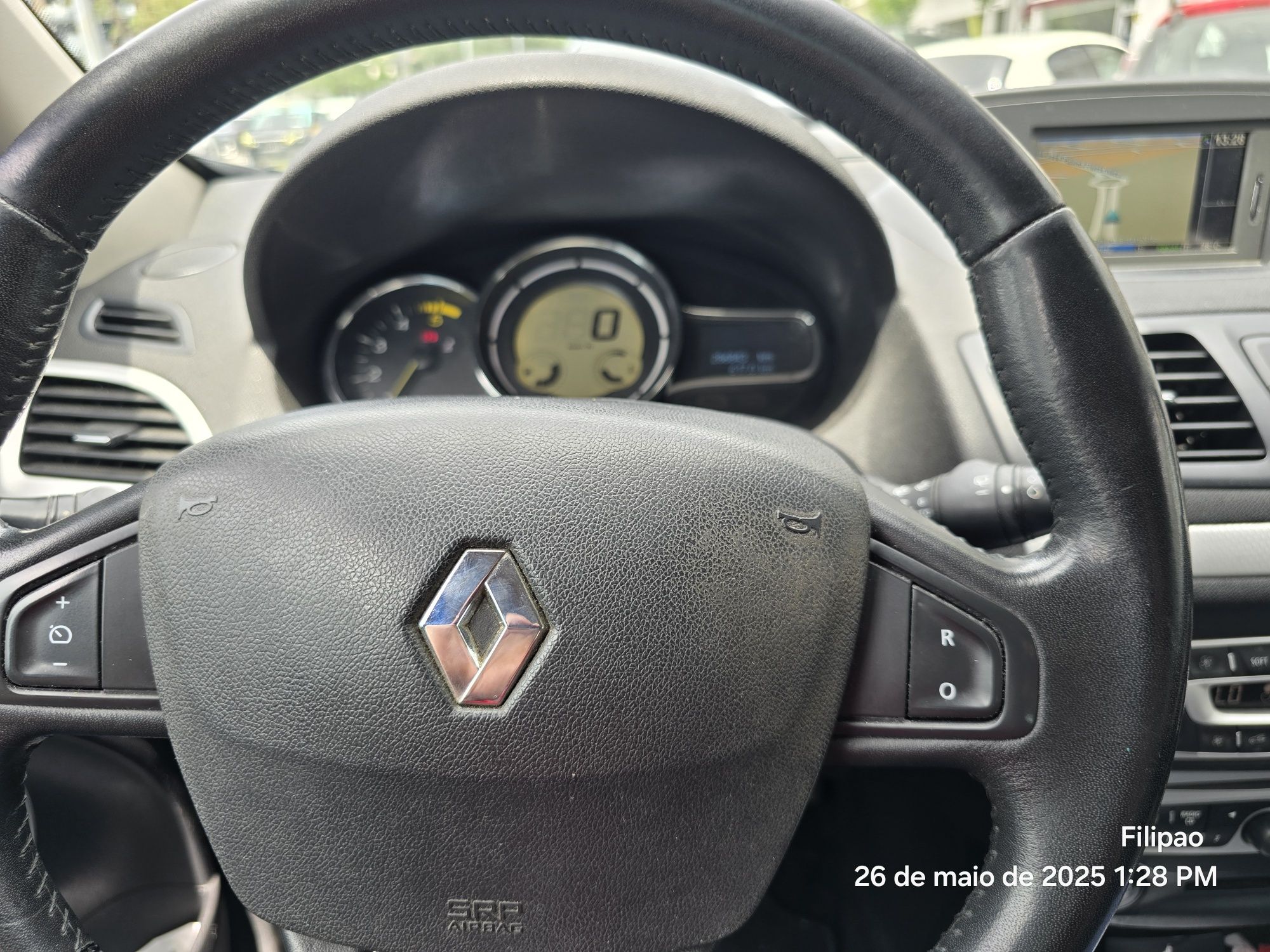 Renault megane muito estimada