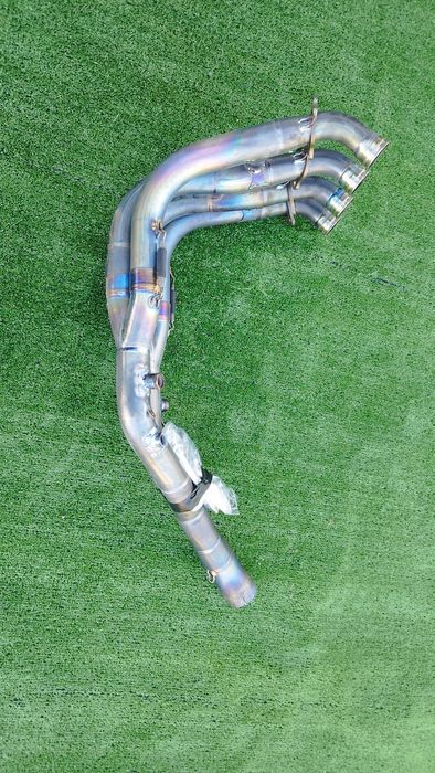Bmw s1000rr akrapovic titanium