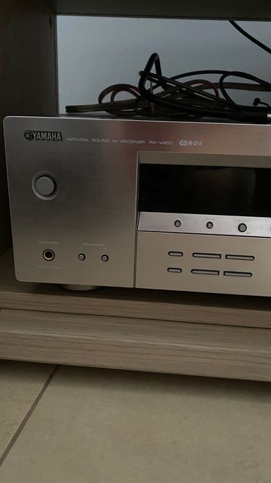 Amplituner YAMAHA RH-V450