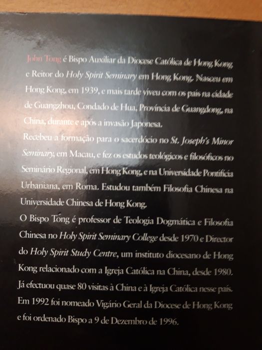 Livro "Desafios e Esperança: História da Igreja Católica na China"
