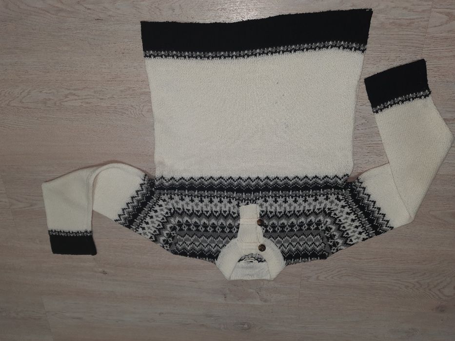 Кофти світера  тепленькі на хлопців