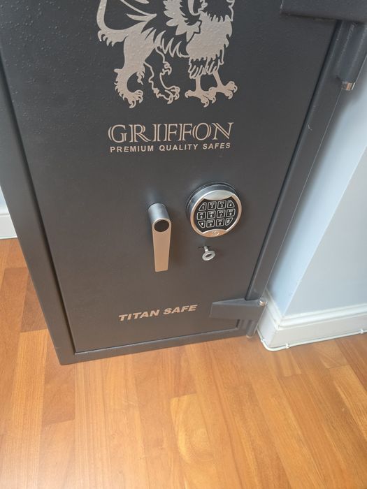 Sejf griffon CL 1190