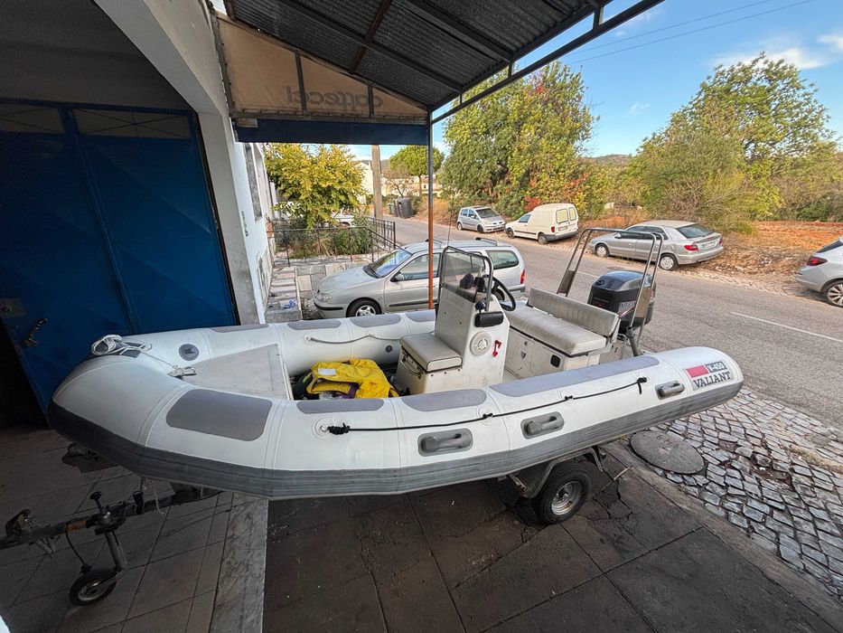 Barco semirrígido 4.5