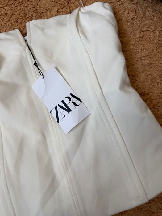 Корсет бренду Zara