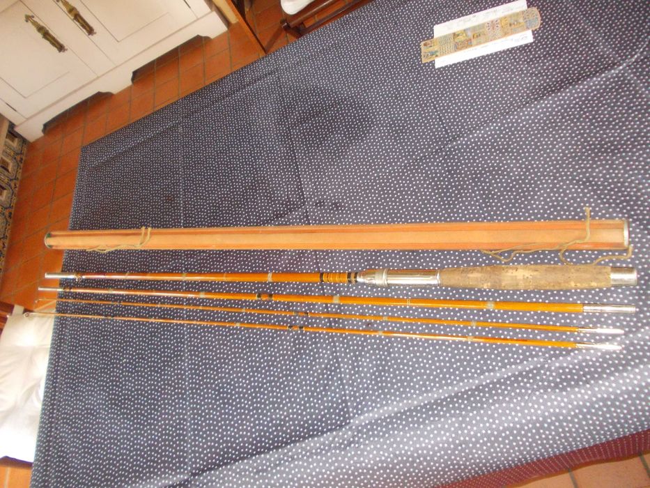 Rara Cana de Pesca Bamboo Sextavado com Caixa de Proteção