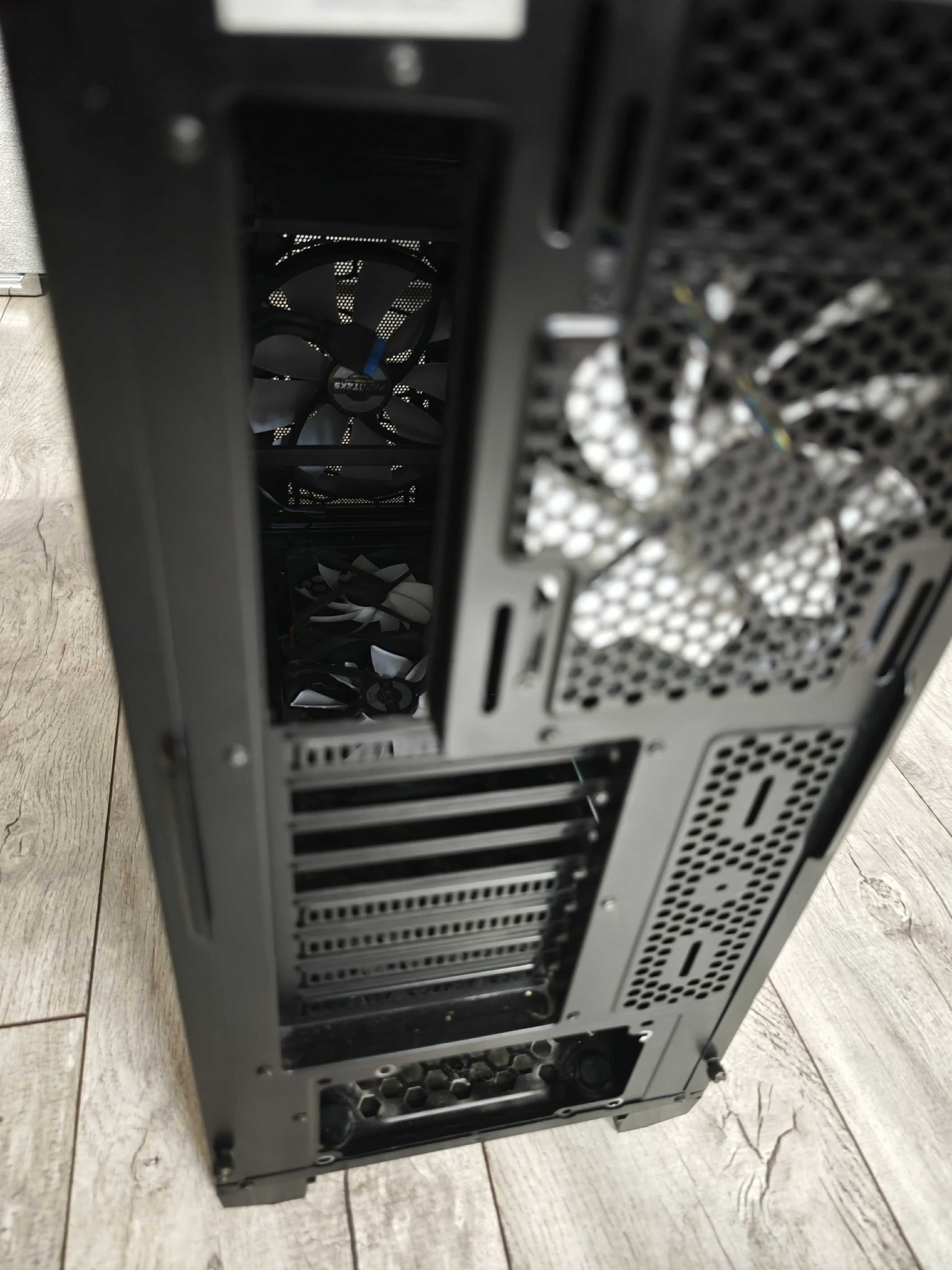 Obudowa Phanteks Enthoo Pro