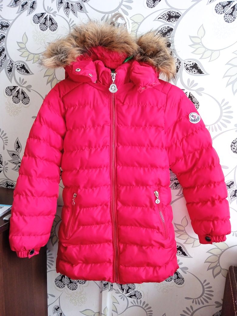 Moncler Куртка  5-6 Пальто для девочки 5-6 110-116