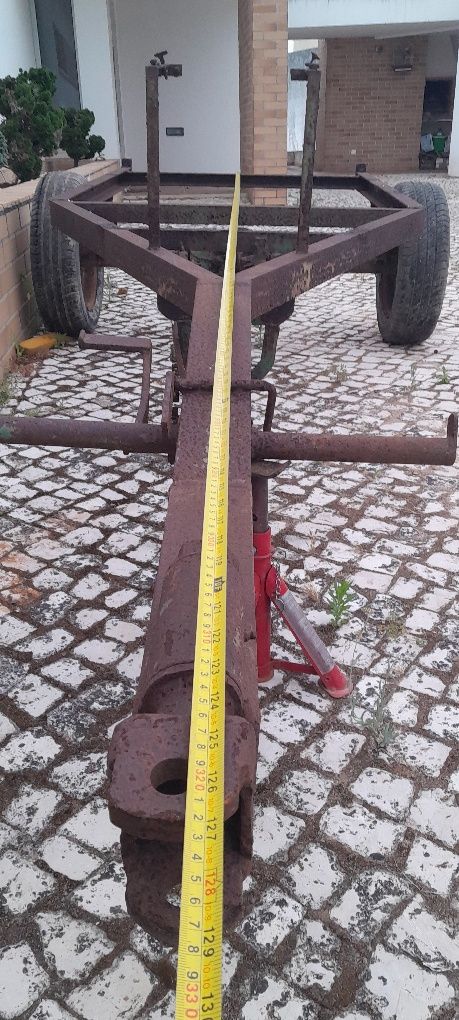 Atrelado tractor moto enchada