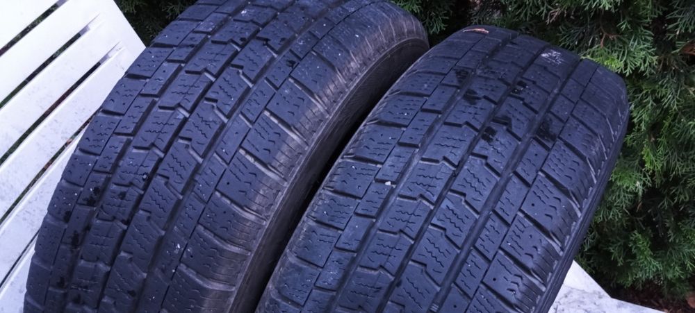 Opony zimowe Goodyear 215/65 r16c