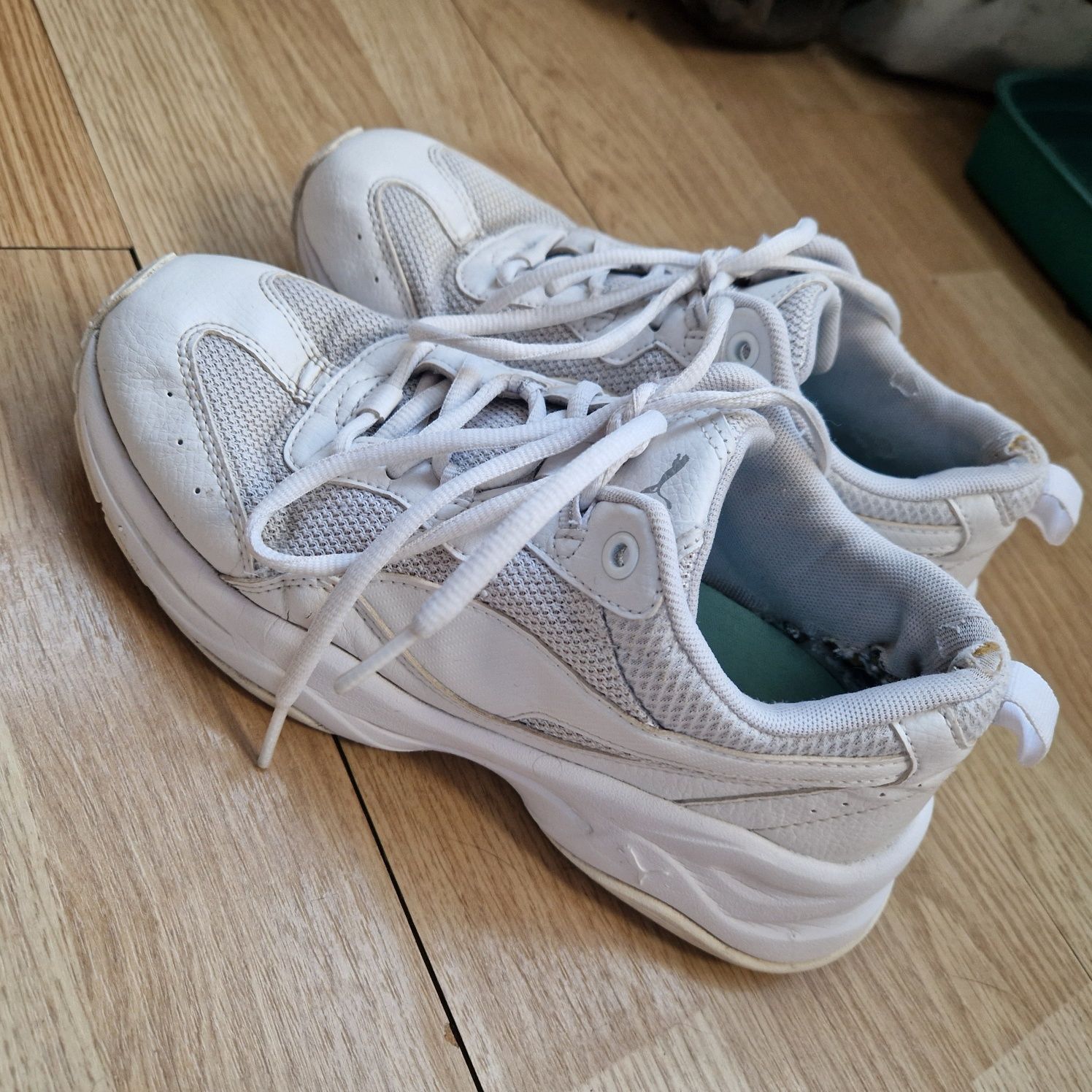 puma кросівки cilia Розмір 37 (23,5см)
