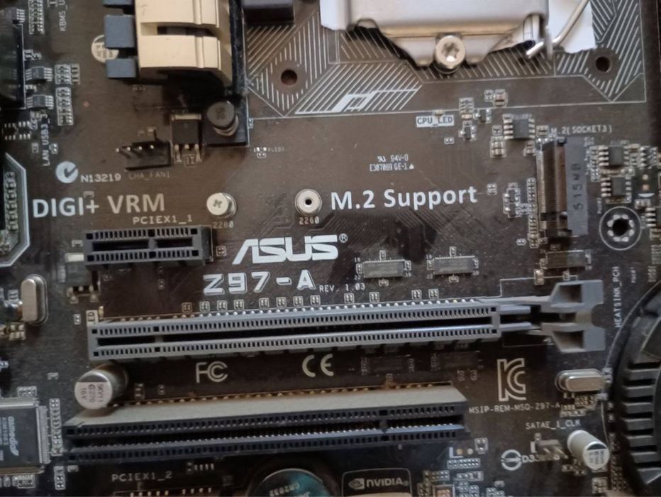 Материнська плата s1150 Asus Z97-A