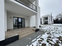 Продам будинок з новим ремонтом Іванковичі Київська обл.