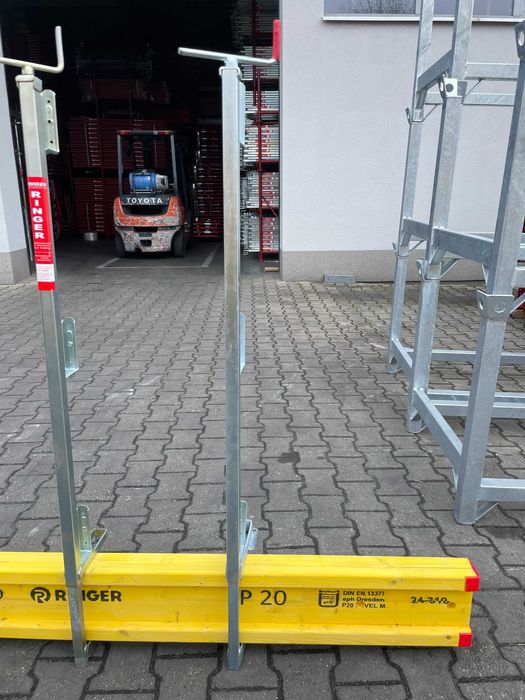 Poręcz ściskowa barierka BHP zabezpieczenie stropów schodów słupek