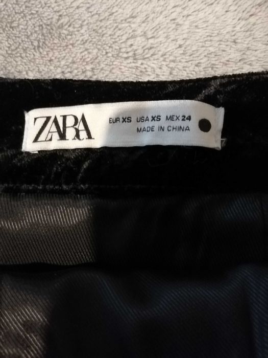 Spódnica Zara, odświętna, świąteczna, rozmiar XS, 34