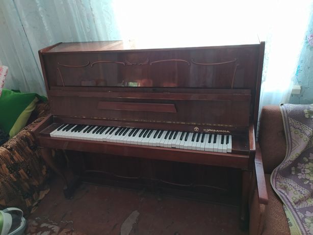 Продам  пианино б/у