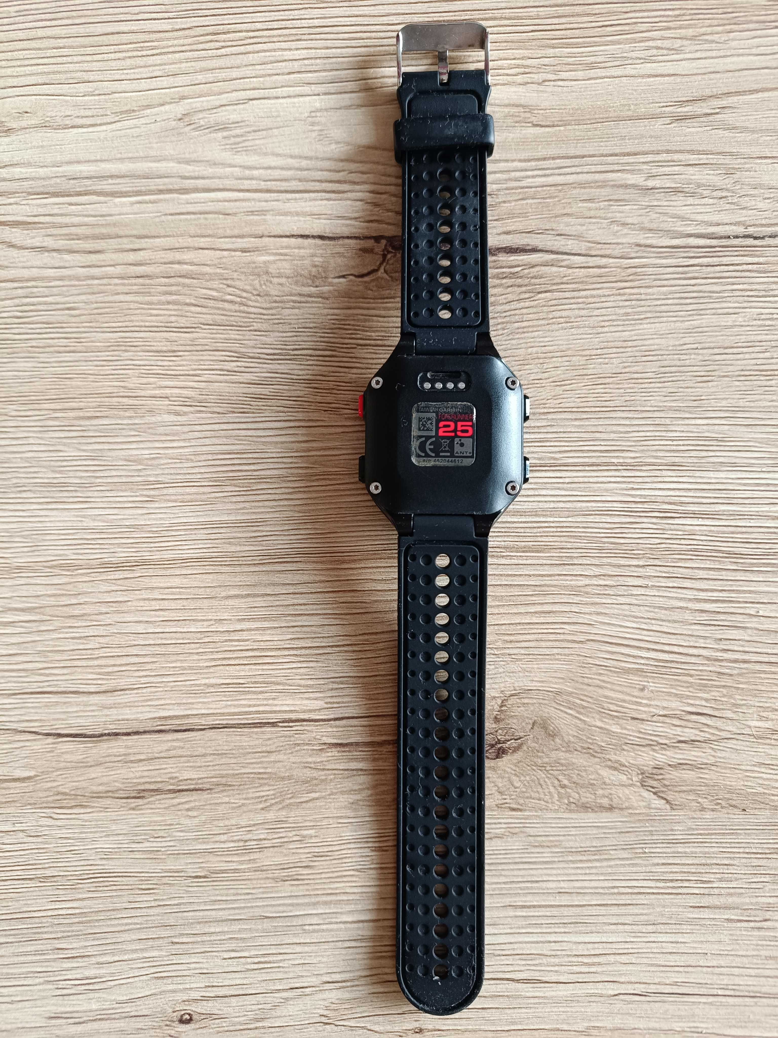 Zegarek do biegania z GPS Garmin Forerunner 25
