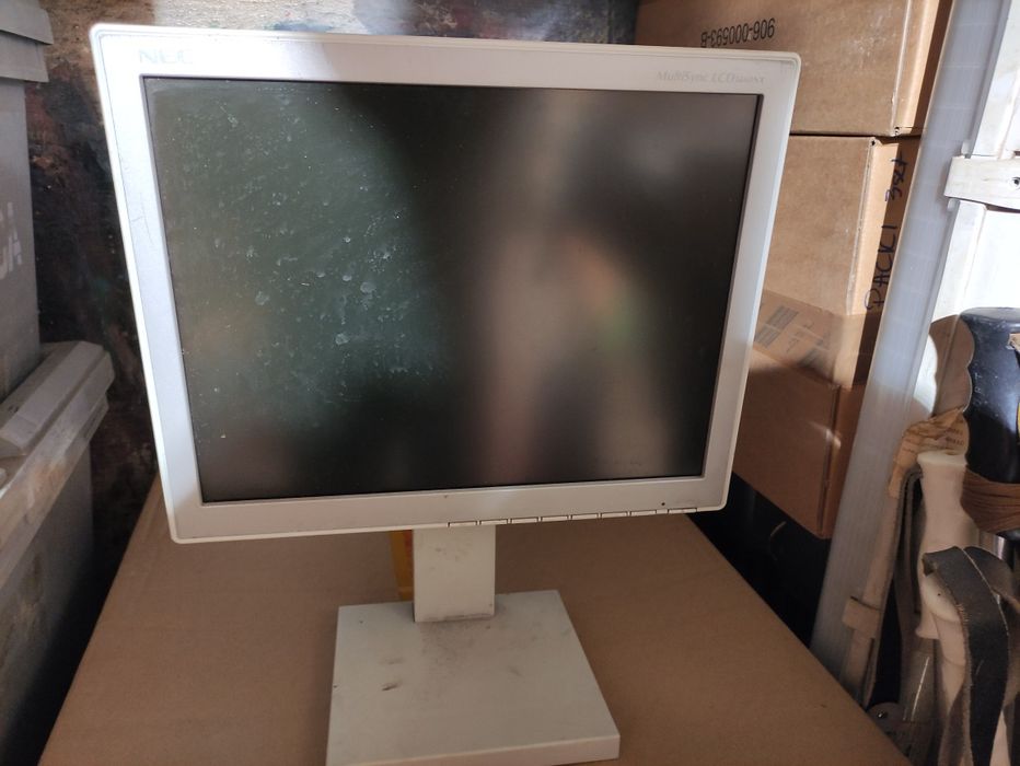 Monitor LCD 15 cali NEC Sprawny