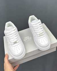 Nike Air Force 1 Low '07 White 37.5  235MM