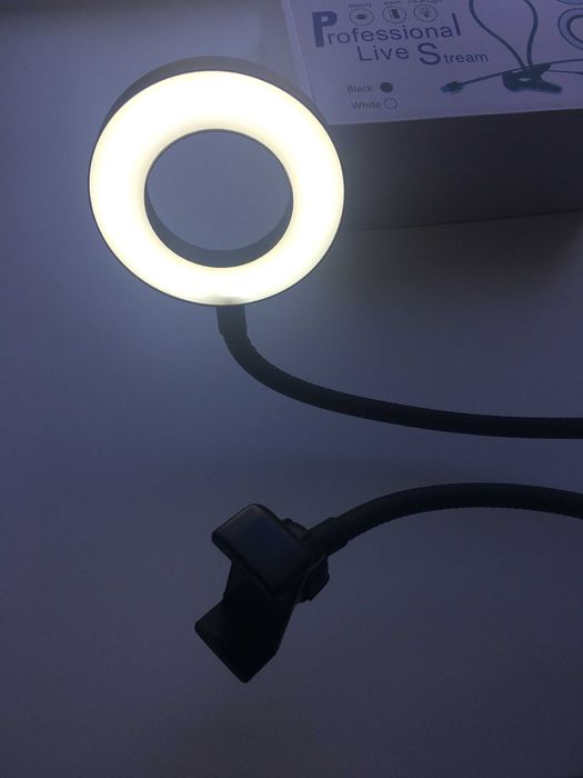 Тримач на прищіпці з підсвічуванням набір для блогера штатив