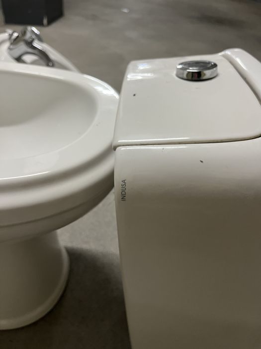 Conjunto casa de banho SANINDUSA/ INDUSA