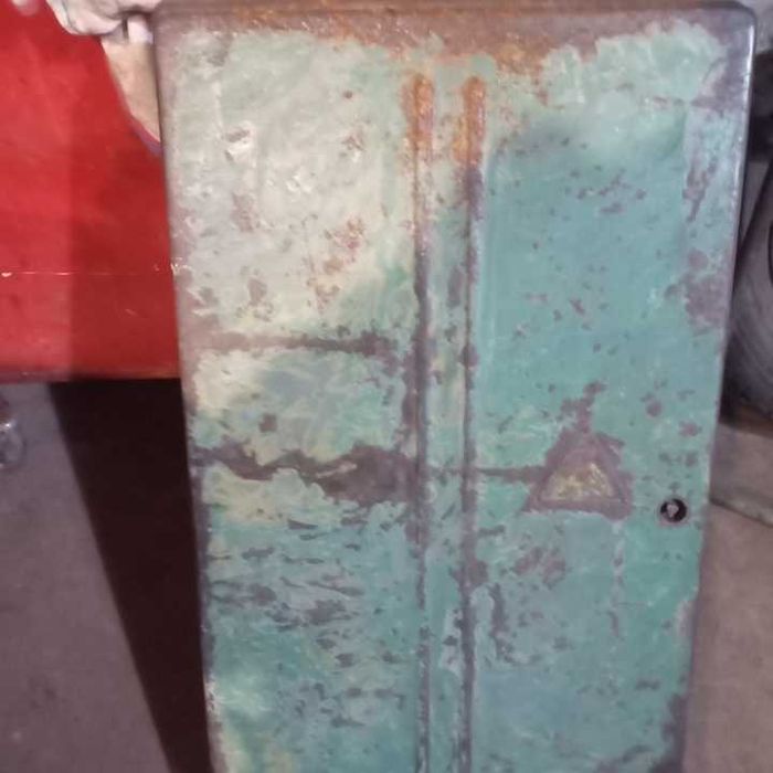 Продам електро шкаф 1 к 62 бу