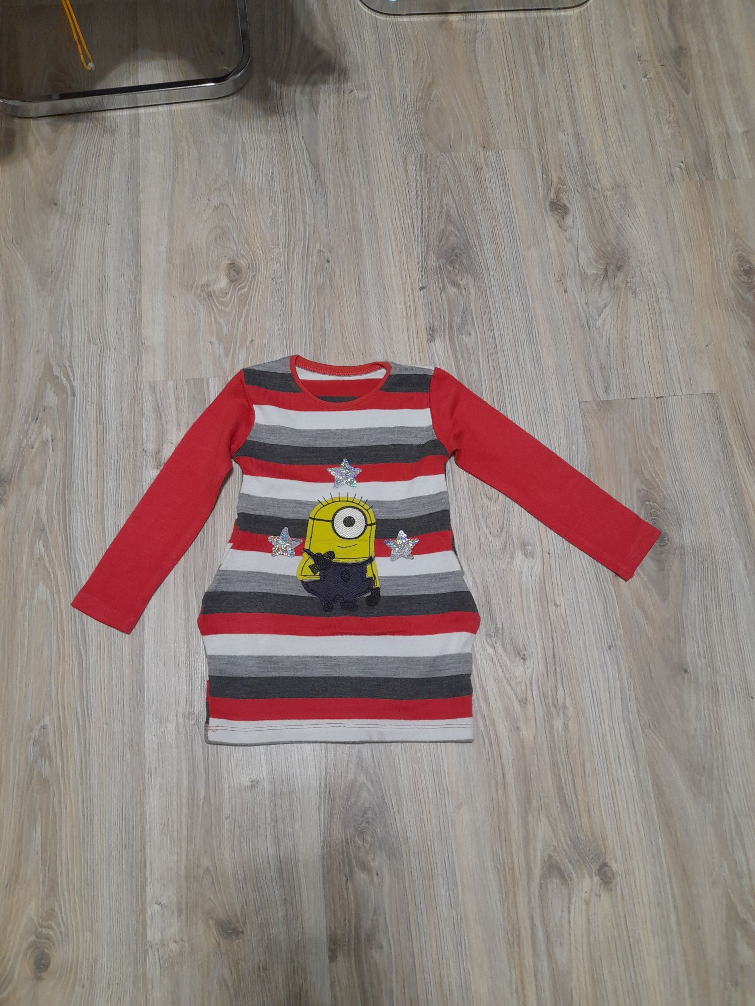 Tunika sweterek dla dziewczynki Minionki 116