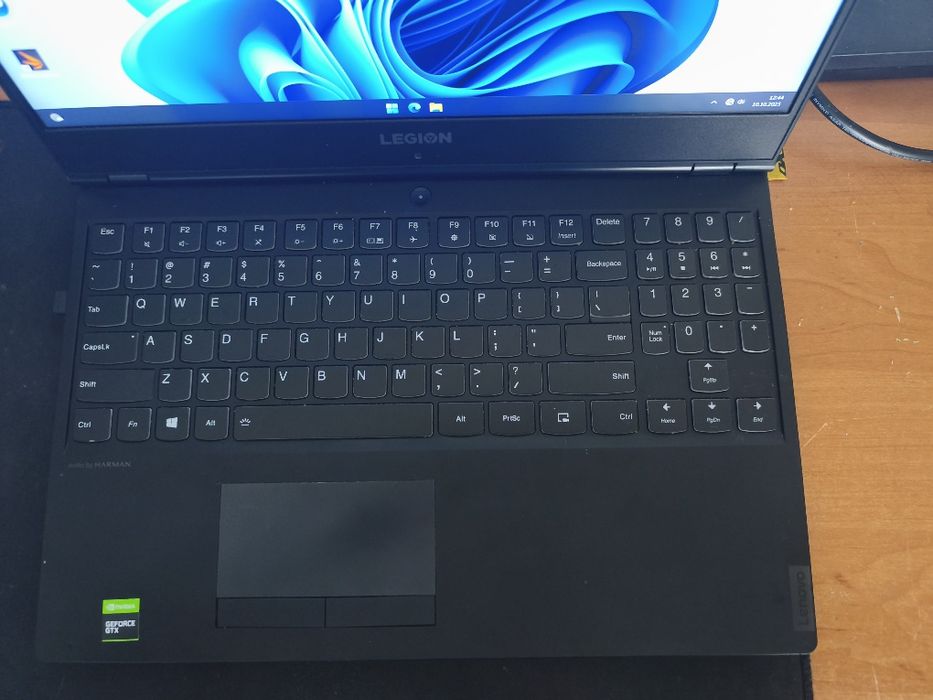 Laptop Lenovo Y540-15IRH GTX1660 TI/I5-9300H/16GB/512GB SSD