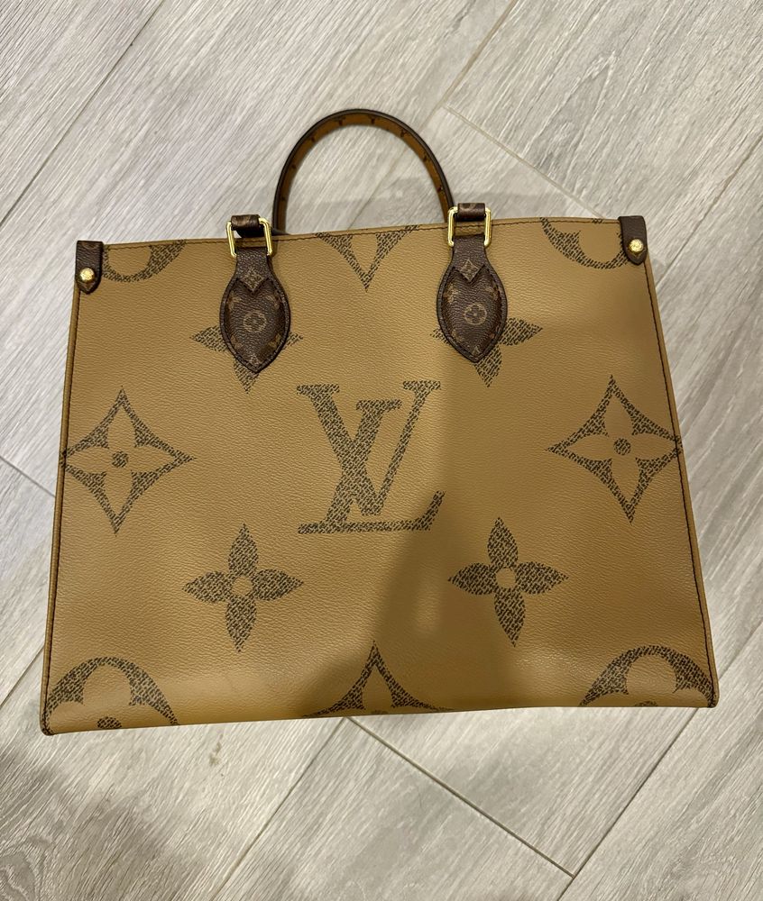 Mala LV nova com dois tipo de alças