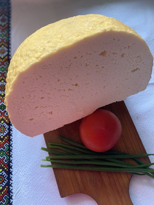 Натуральні сири.Гуцульський Карпатський будз та бринза