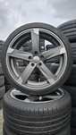 Felgi 18” 5x105 ET38 z oponami 215/40 R18 – do poprawek