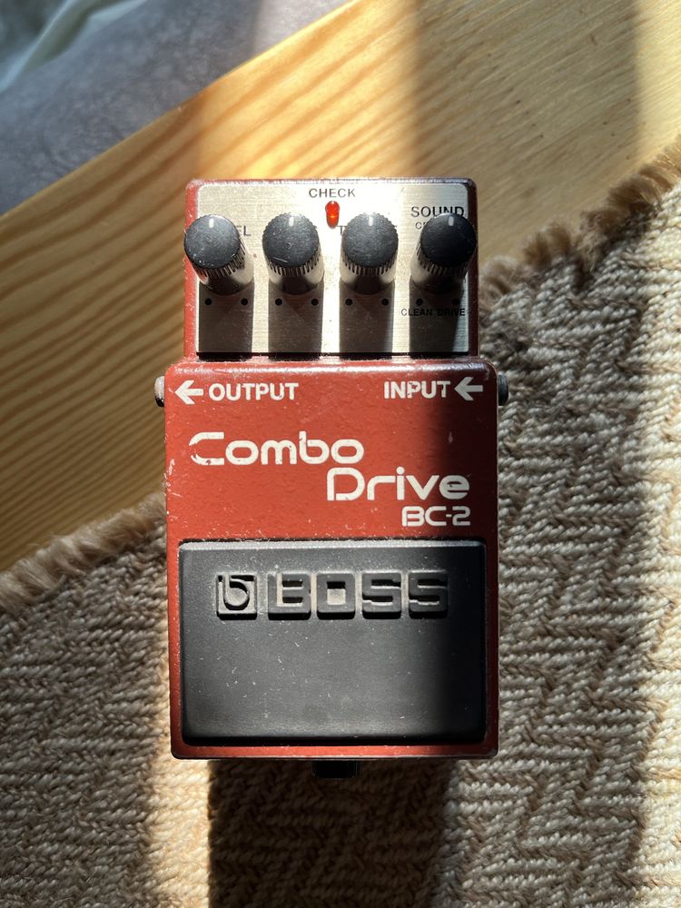 Boss BC-2 Combo Drive distortion overdrive crunch