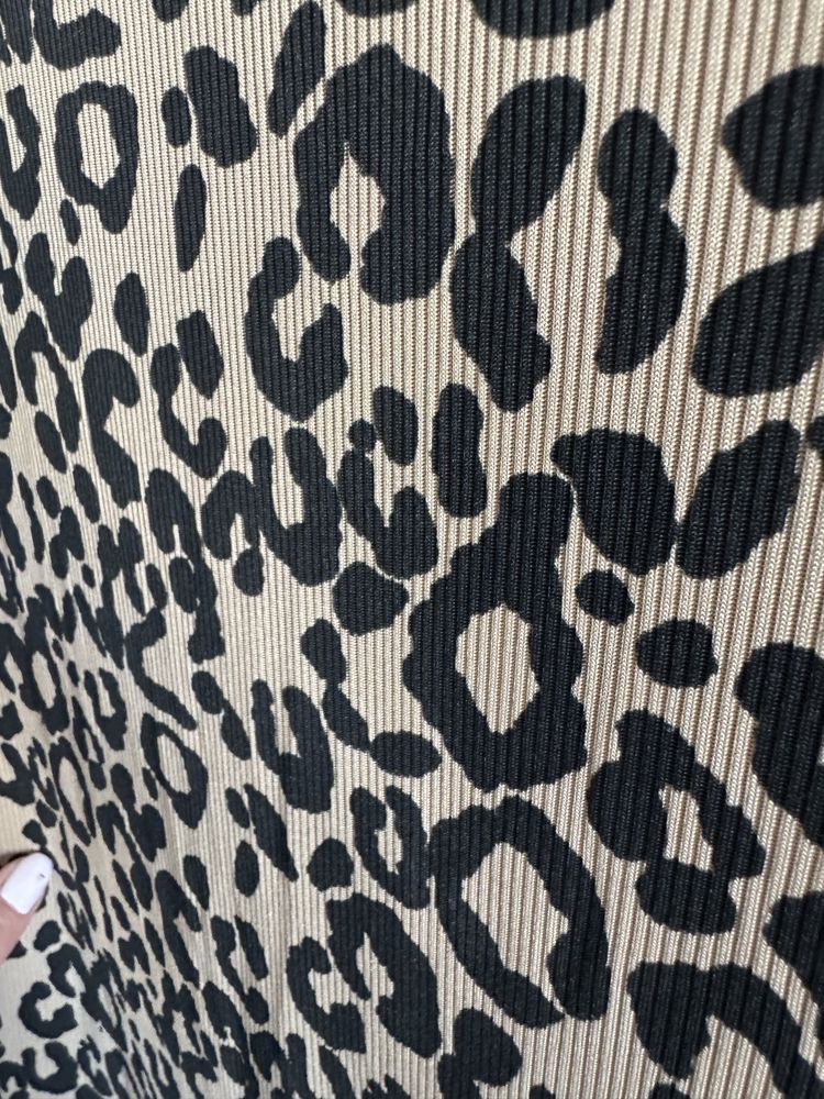 Piękna sukienka w panterka cętki animal print boohoo 44