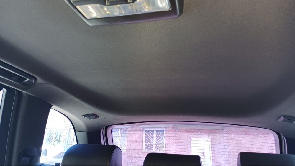 Чорний потолок стеля BMW X5 E53 запчастини БМВ Х5 Е53