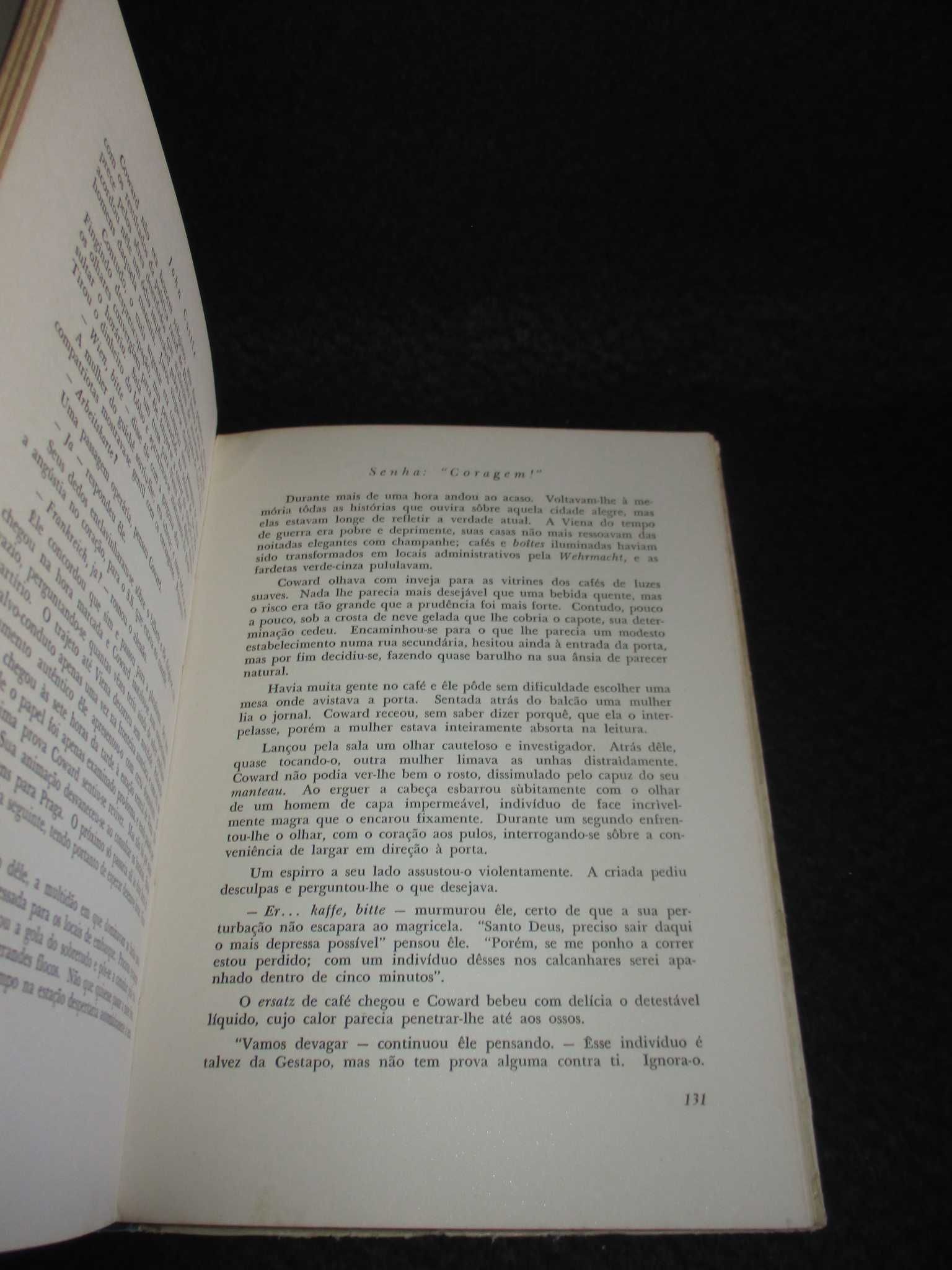 Livro Senha: Coragem! John Castle Flamboyant