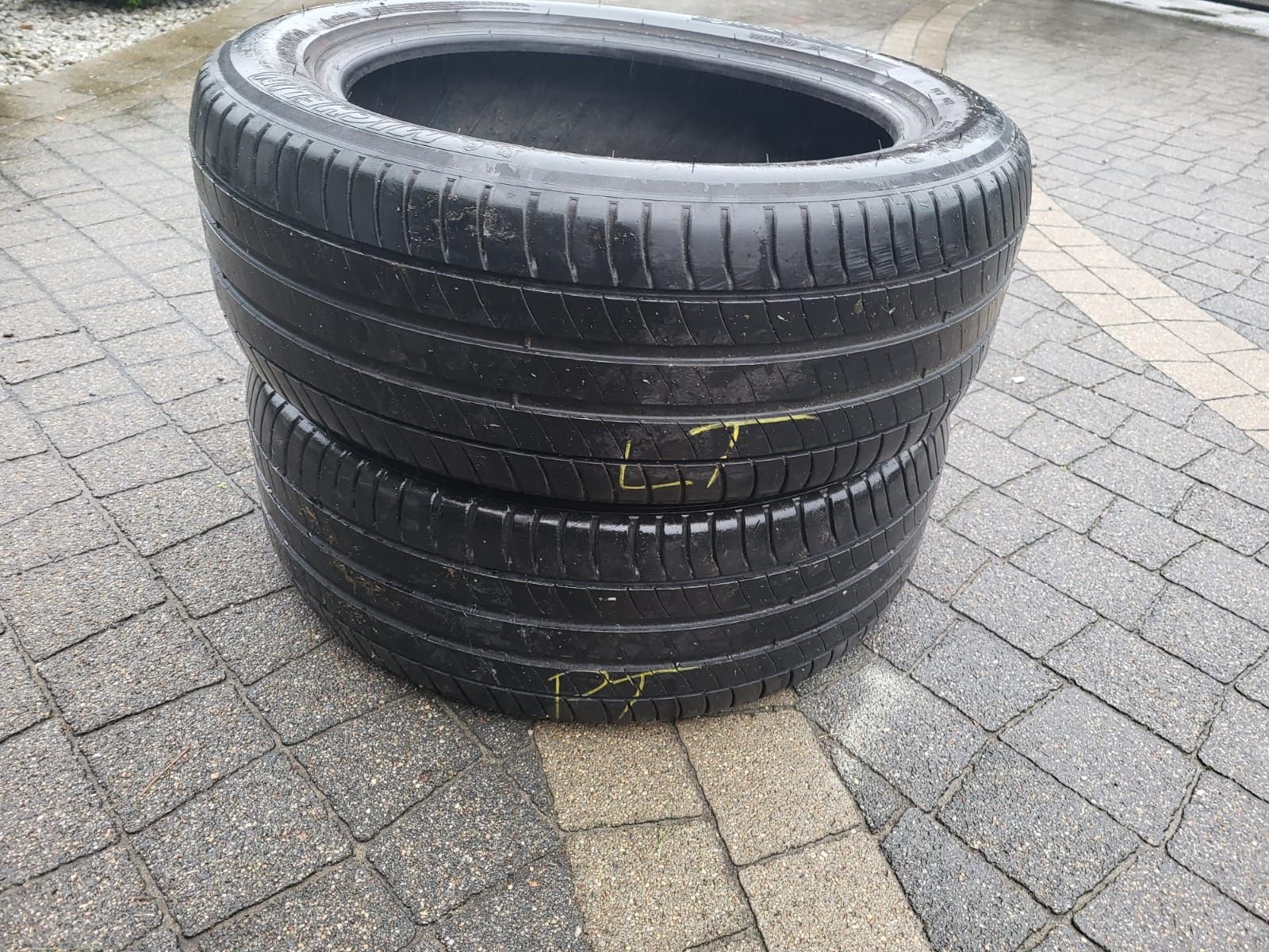 Opony zimowe 2 szt. 225/50 R18