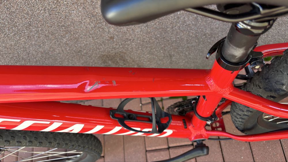 Rower Specialized Rockhopper Gloss Flo Red / White