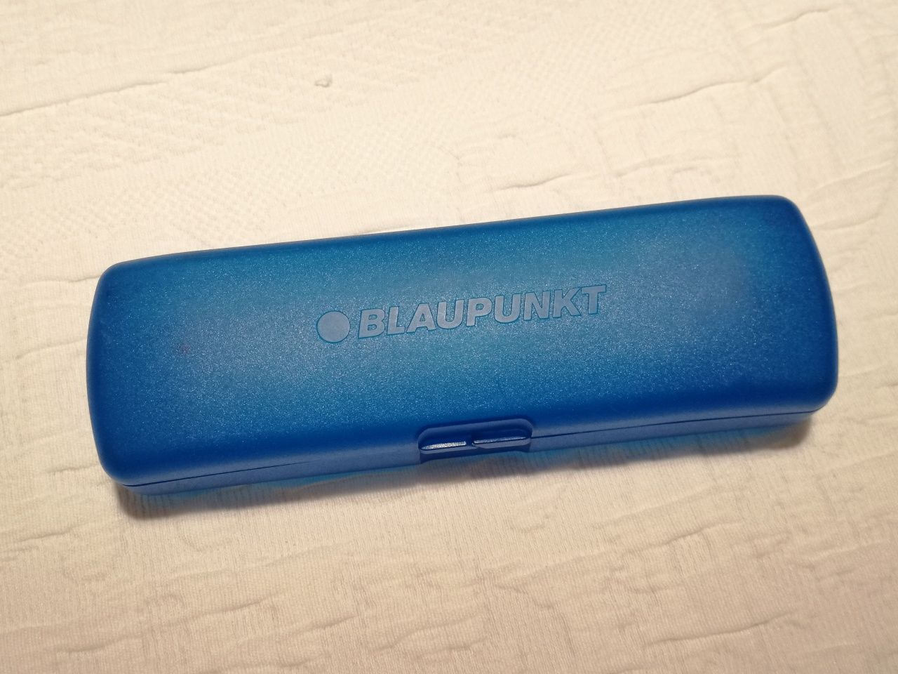 Vendo caixa Blaupunkt para auto-rádio