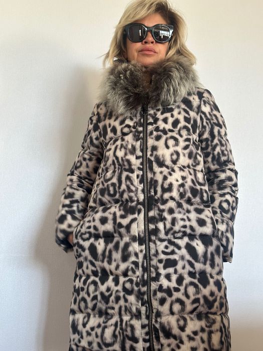 Moncler пуховик теплый с натуральным мехом