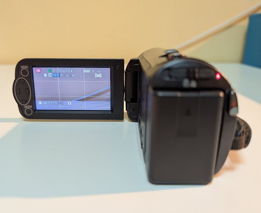 Відеокамера Panasonic HC-V100 (Full HD, 42x Zoom) | Ідеальний Стан