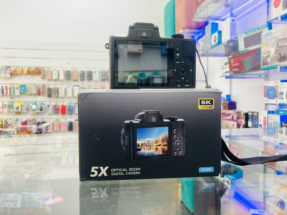 camara 5k.  model : DC206