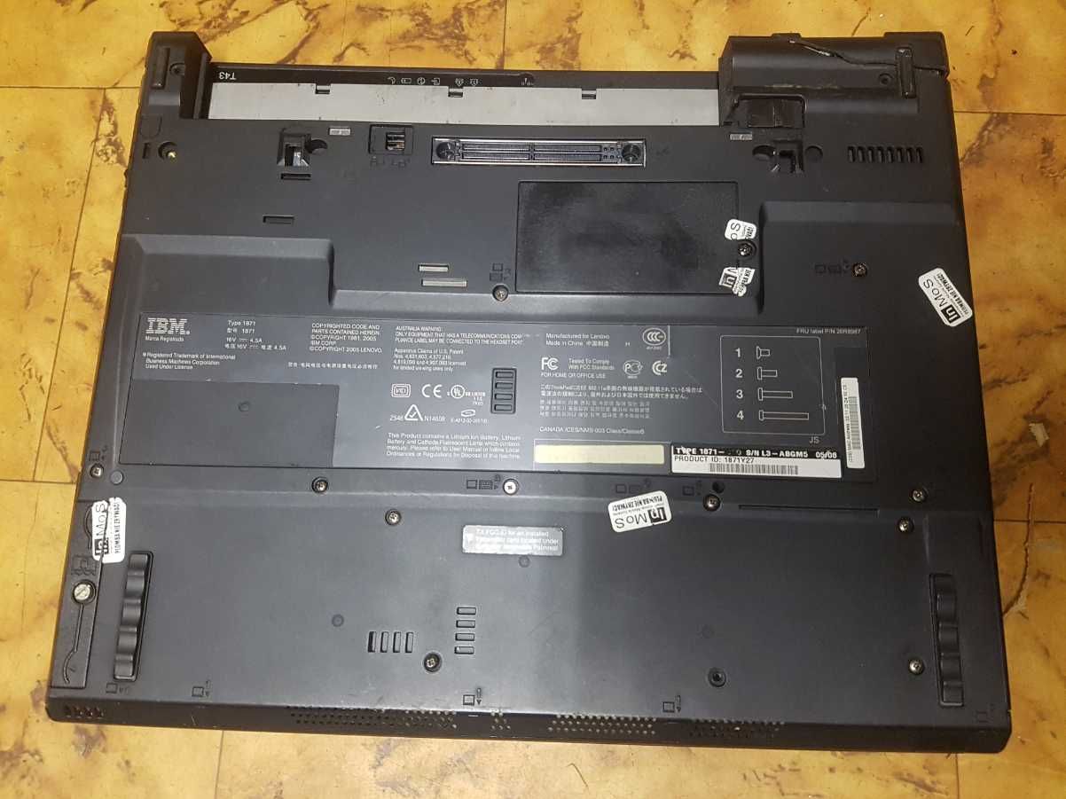 Komputer Laptop IBM ThinkPad T43 (Lenovo) Uszkodzony dawca